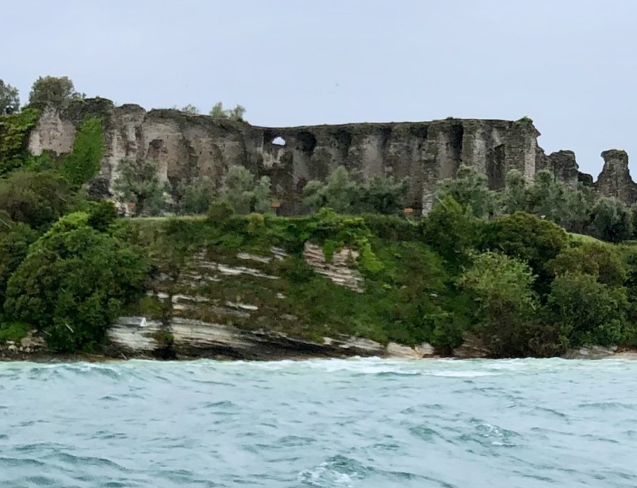 19EE8B95-B44E-4251-B7D1-F781F99E7E37