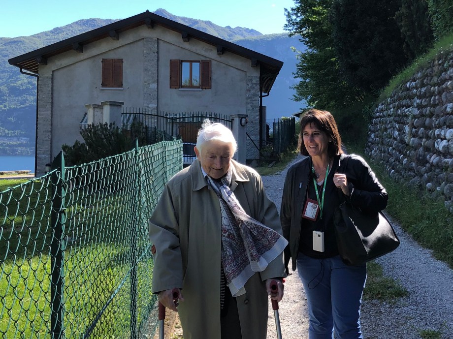 6C3031BF-68D1-4002-81FA-37C4717FC94E