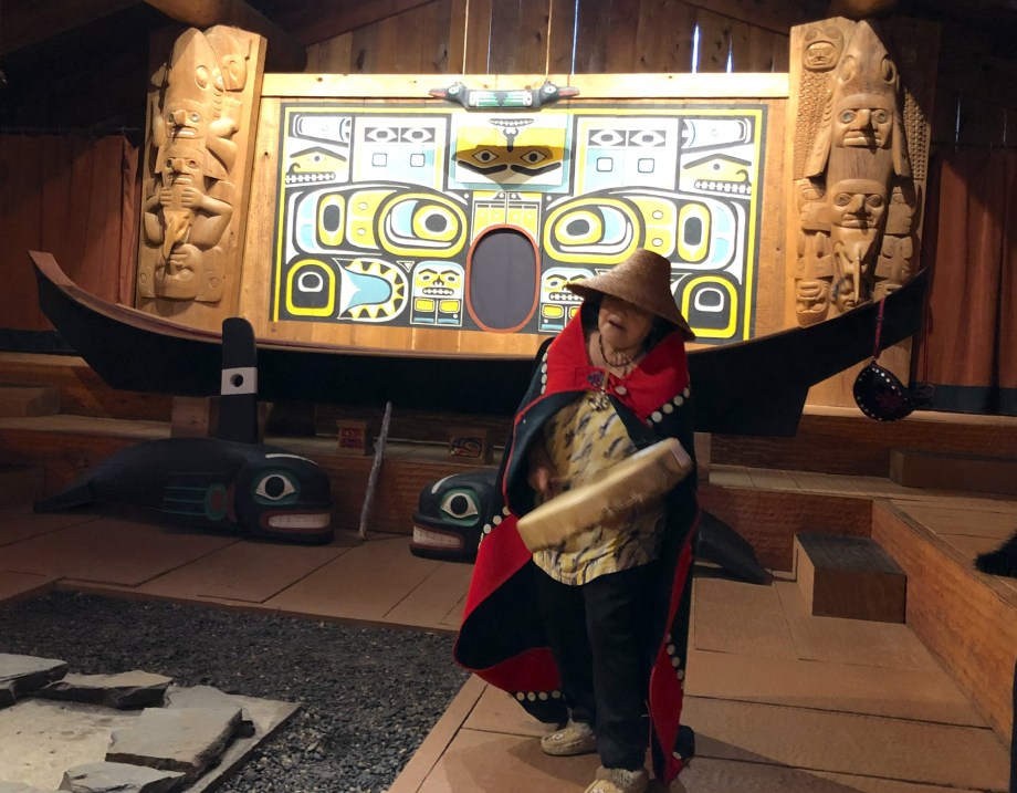 27979C74-16AB-4EC3-A801-E35C46A937FE