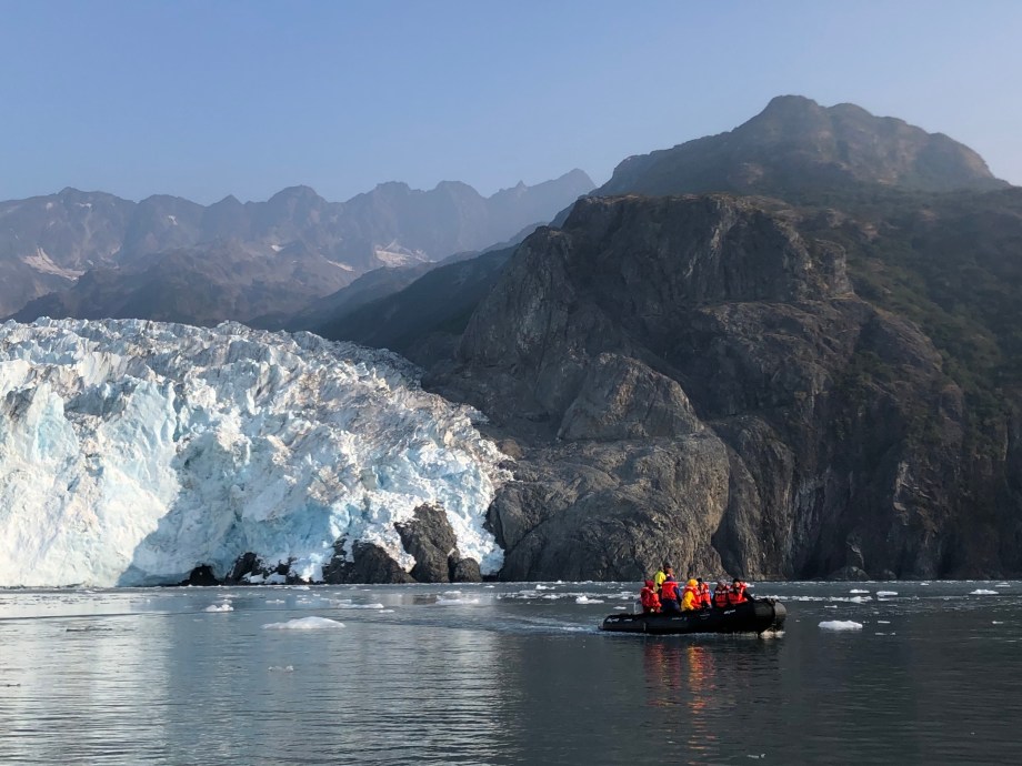 6FB6FA98-AE3D-4D10-9C55-ADE583CF7805