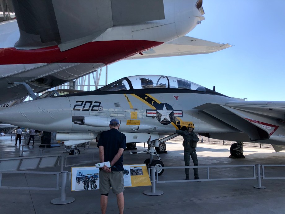 4BB00E02-9FE4-48BC-835D-1066C3557B46