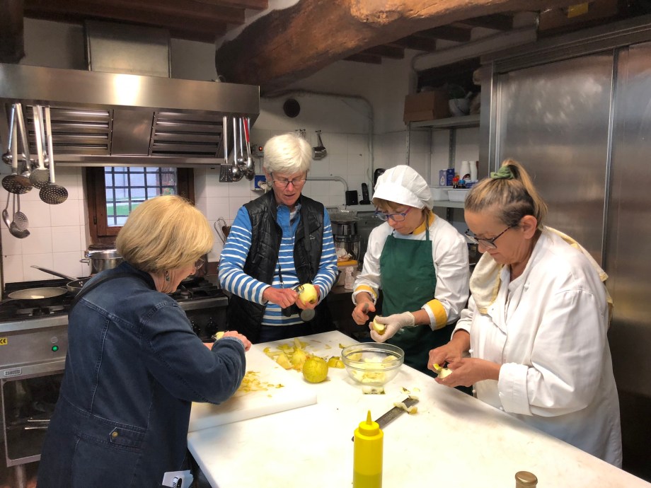 4D9F68B3-A48A-4BA0-873E-3EF2EEB6ECEB