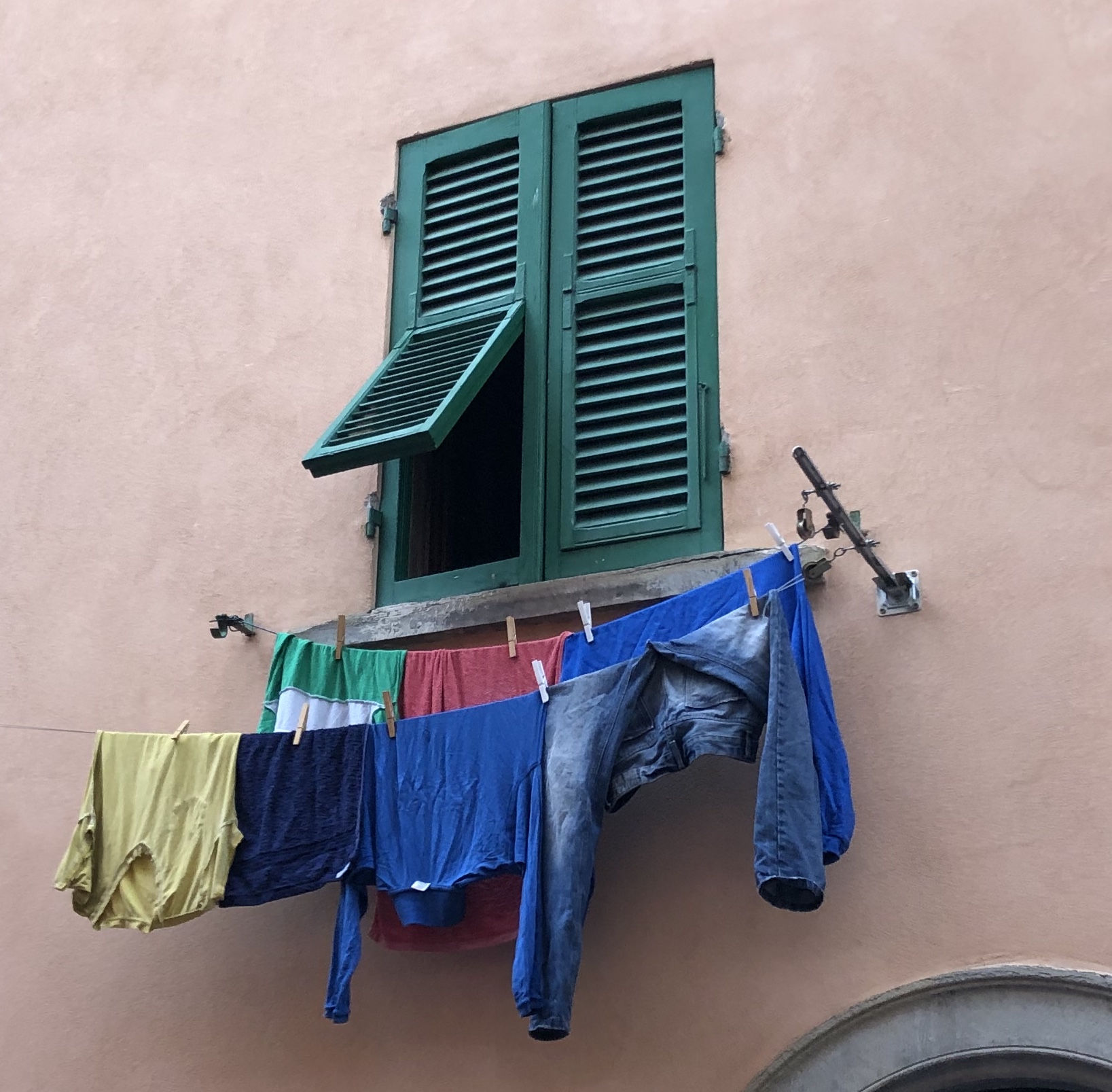 7E64B26B-E978-47CC-9D3B-EFE1F09E53DE