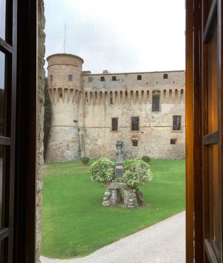 AD2E108F-5054-42B4-8755-66058A910B9B