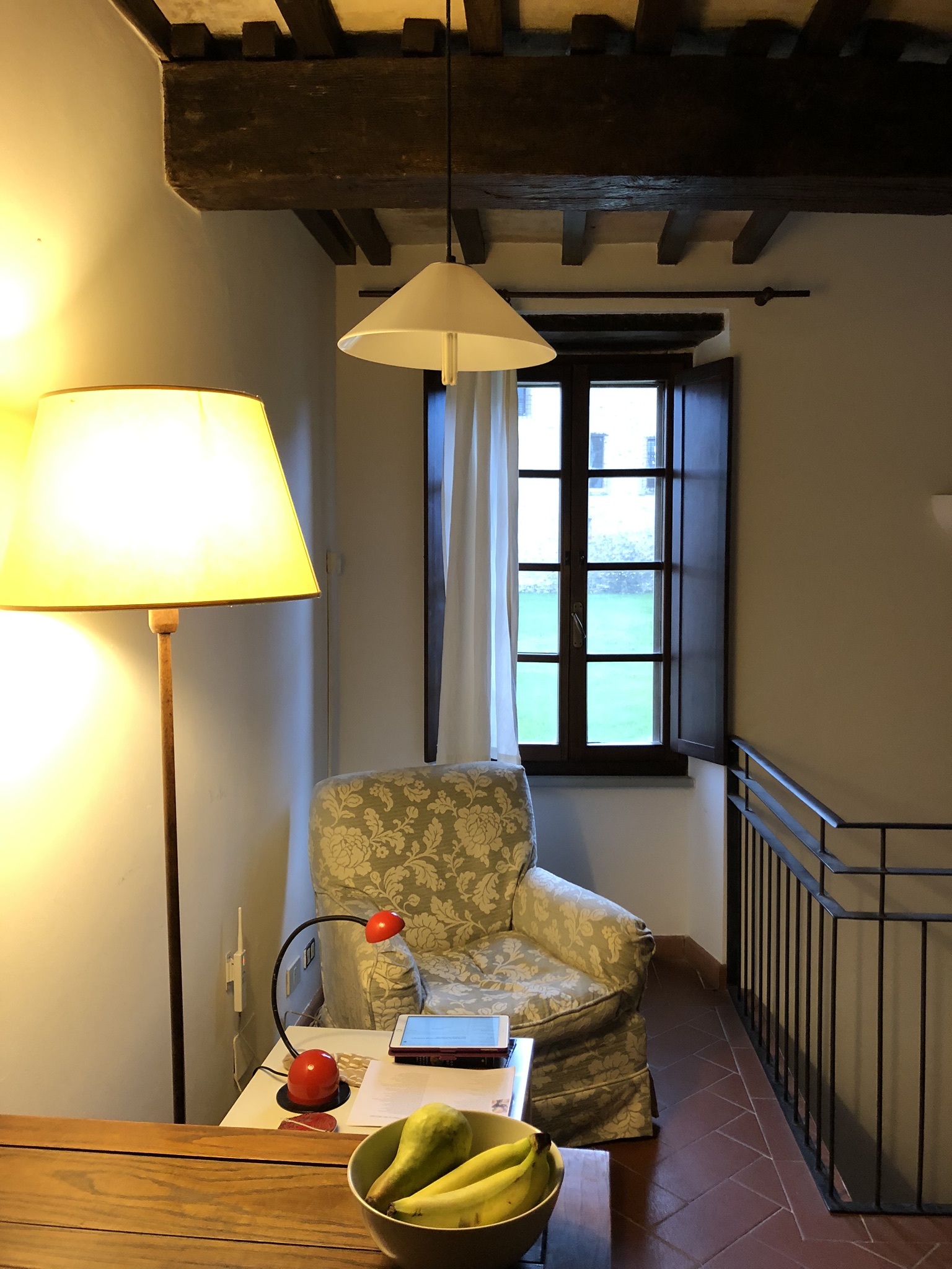 E915B0A5-E4F5-4590-9870-F970C2516731